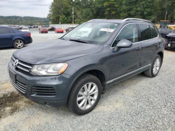  Salvage Volkswagen Touareg