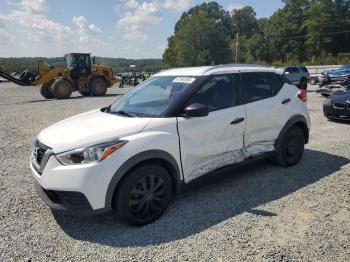  Salvage Nissan Kicks