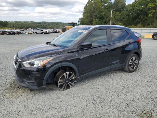  Salvage Nissan Kicks