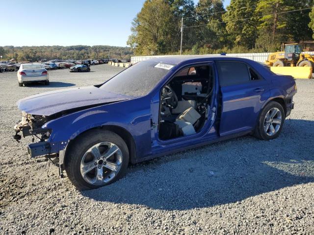  Salvage Chrysler 300