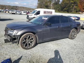  Salvage Chrysler 300