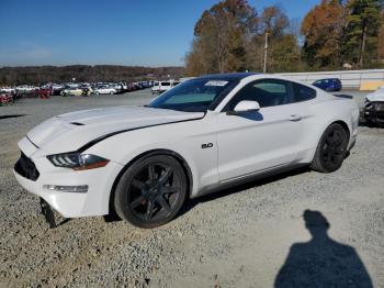  Salvage Ford Mustang