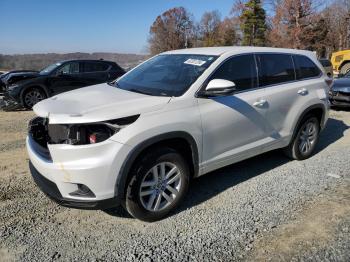  Salvage Toyota Highlander