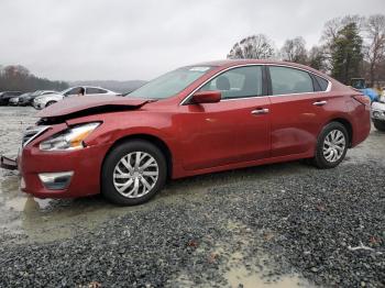  Salvage Nissan Altima