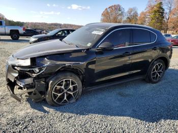  Salvage Alfa Romeo Stelvio