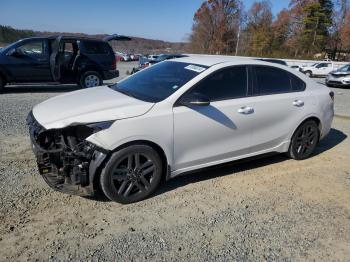  Salvage Kia Forte