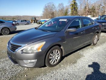  Salvage Nissan Altima