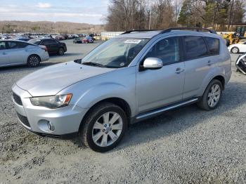  Salvage Mitsubishi Outlander