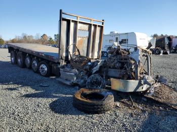  Salvage Peterbilt 567