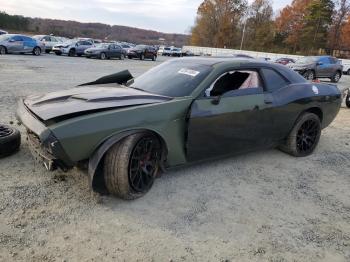  Salvage Dodge Challenger