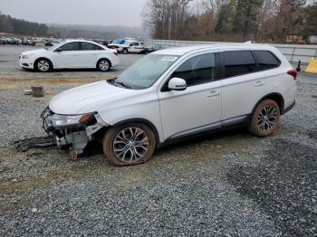  Salvage Mitsubishi Outlander