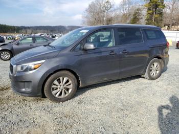  Salvage Kia Sedona