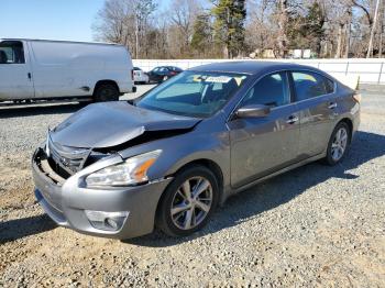  Salvage Nissan Altima