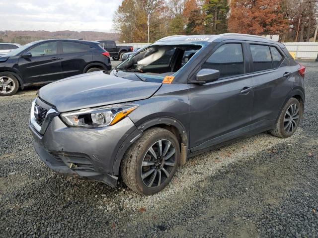  Salvage Nissan Kicks