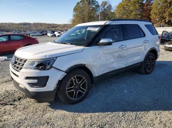  Salvage Ford Explorer