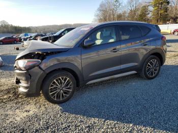  Salvage Hyundai TUCSON