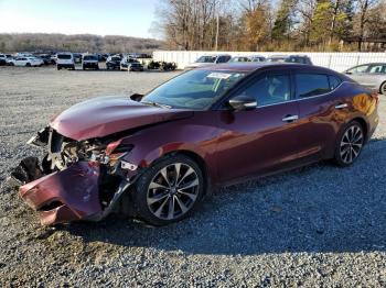  Salvage Nissan Maxima