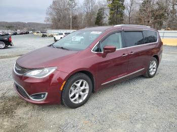  Salvage Chrysler Pacifica