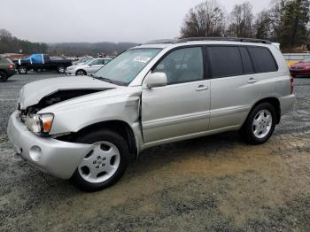  Salvage Toyota Highlander