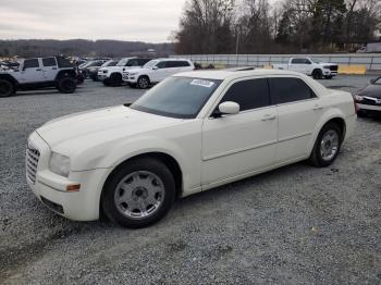  Salvage Chrysler 300