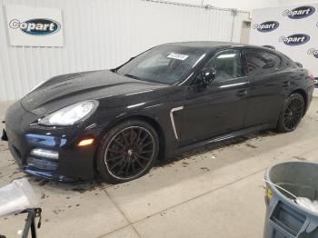  Salvage Porsche Panamera