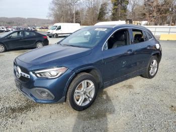  Salvage Mercedes-Benz GLA