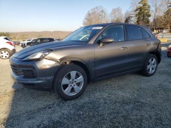  Salvage Porsche Cayenne