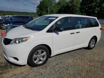  Salvage Toyota Sienna