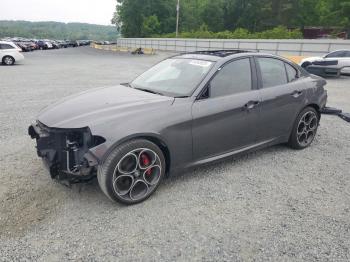  Salvage Alfa Romeo Giulia