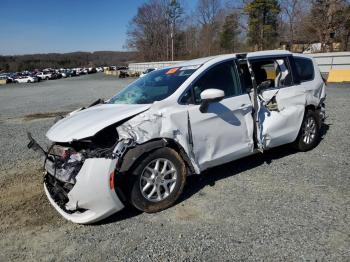  Salvage Chrysler Pacifica
