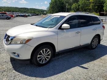  Salvage Nissan Pathfinder
