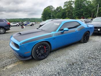  Salvage Dodge Challenger