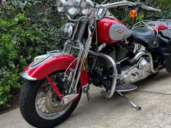  Salvage Harley-Davidson Fl