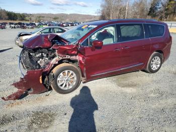  Salvage Chrysler Pacifica