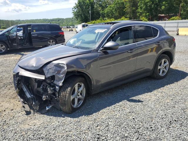  Salvage Alfa Romeo Stelvio