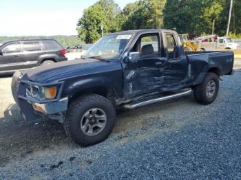  Salvage Toyota Pickup