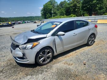  Salvage Kia Forte