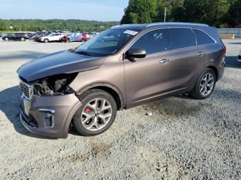  Salvage Kia Sorento
