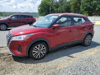  Salvage Nissan Kicks