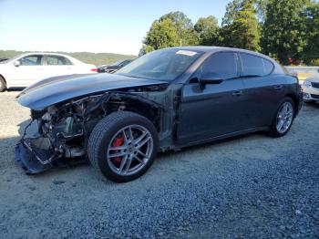  Salvage Porsche Panamera