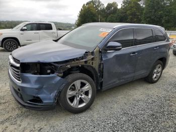  Salvage Toyota Highlander