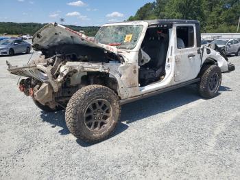 Salvage Jeep Gladiator