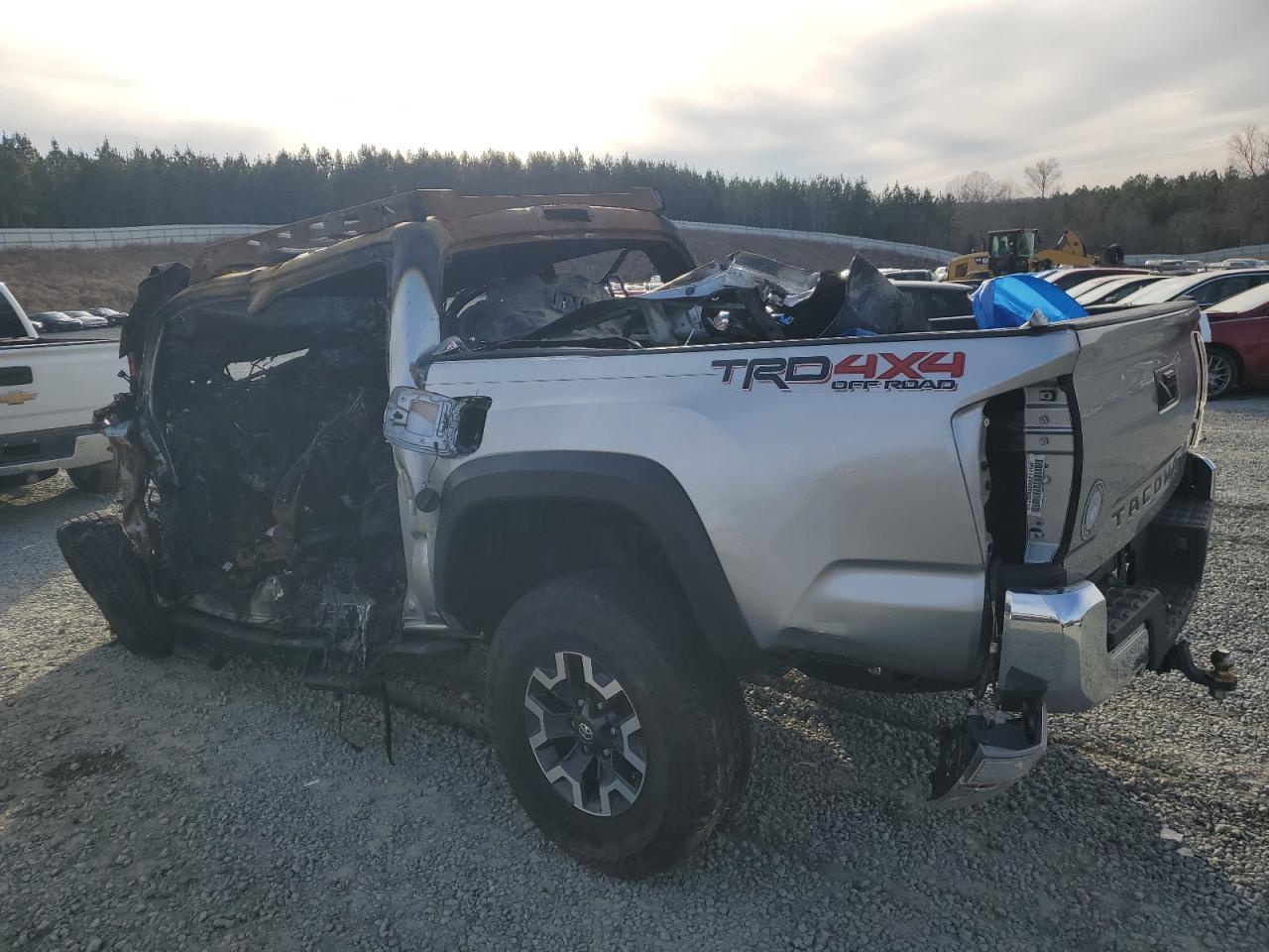 Toyota Tacoma Double Cab Image 2