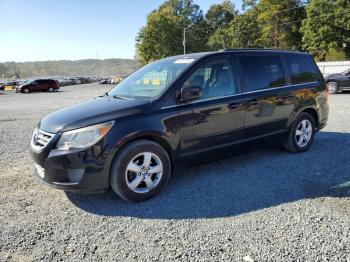  Salvage Volkswagen Routan