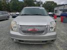 GMC Yukon Denali Image 13