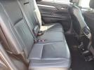 Toyota Highlander Se Image 8