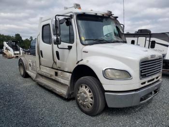  Salvage Freightliner Sport Chas