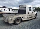 Freightliner Sport Chas 106 Image 4