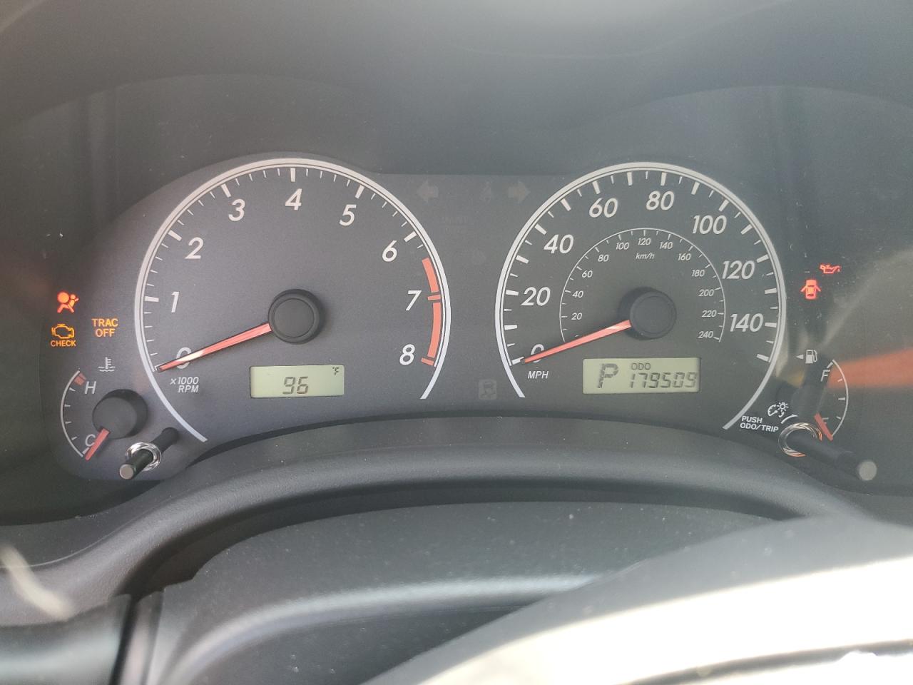 Toyota Corolla Base Image 5