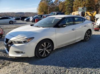  Salvage Nissan Maxima
